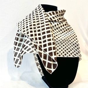 Nikki Poulos Brown and White Geometric Scarf